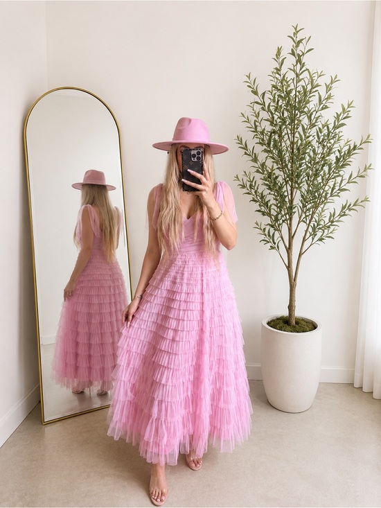 Dresses & Skirts - Pink Tiered Tulle Dress